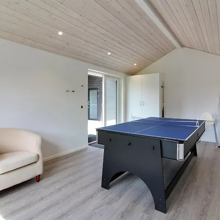 Semesterbostad Amitola - 700m From The Sea By Interhome