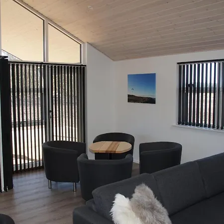 Amitola - 700m From The Sea By Interhome Feriehus